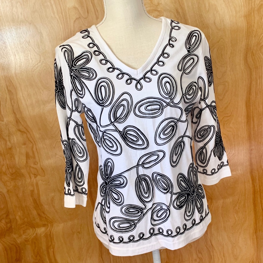 V- neck shirt